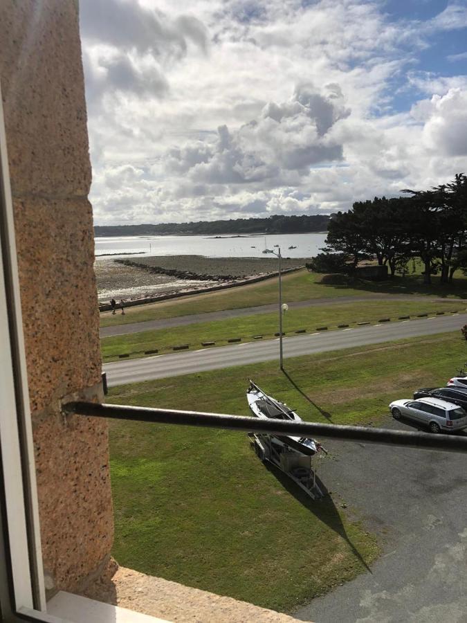 Chambre Vue Mer Dans Maison, Perros-Guirec Luaran gambar